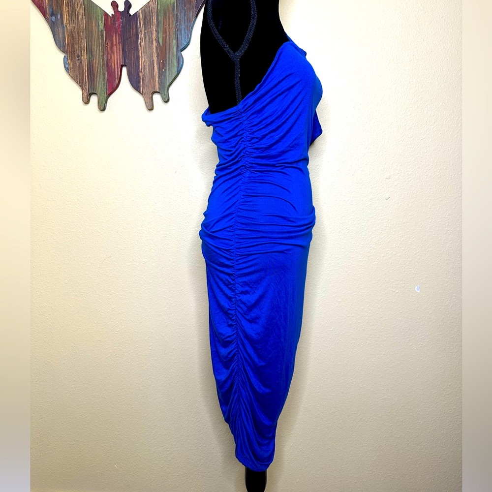 Double Zero One Shoulder Ruffle Dress - Picture 2 of 9